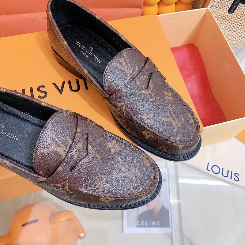 Louis Vuittion Luxury Shoes