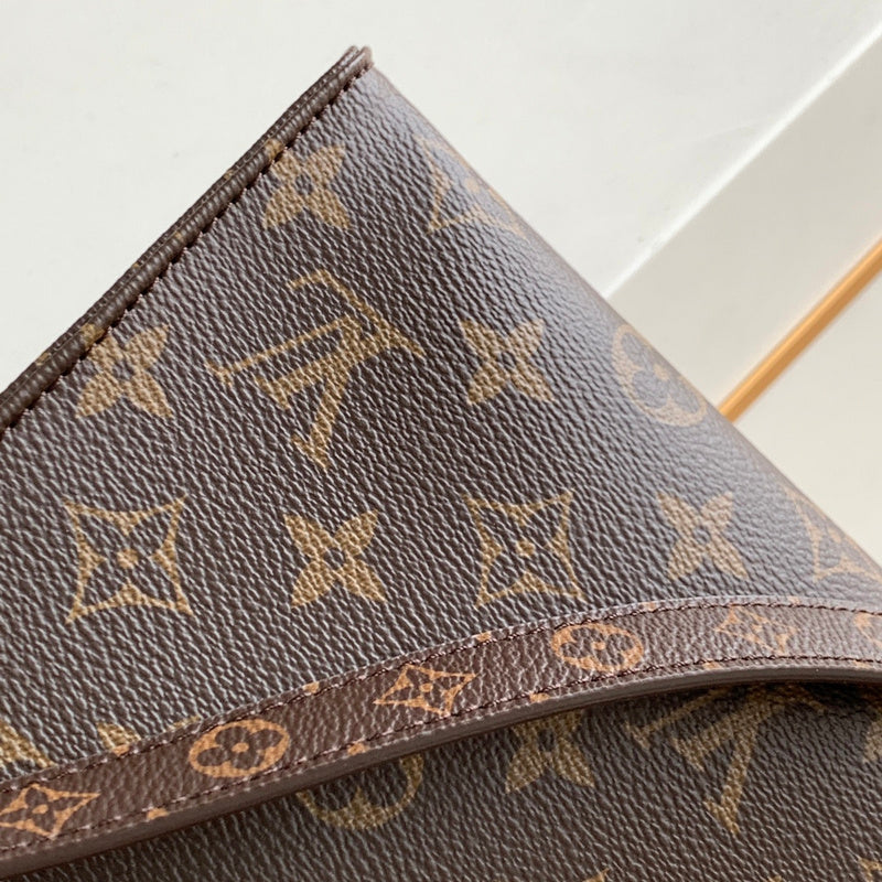 I W Fashion Lu-Vi bags - 17545