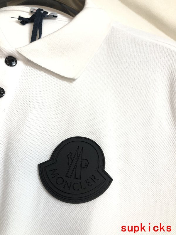 Moncler Luxury Cloth