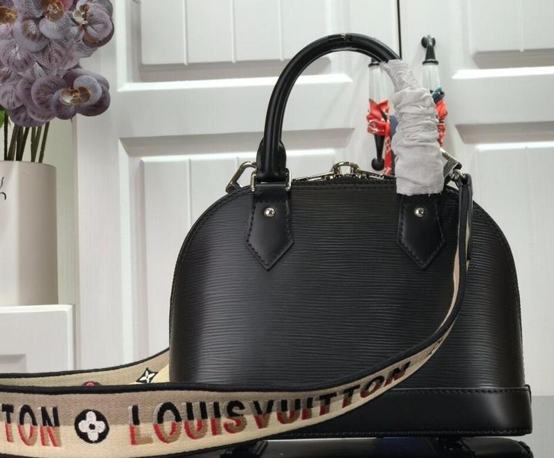 Chloe’s Picks - LOV Bags - 2428