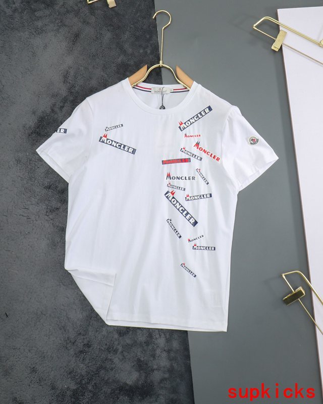 Moncler Luxury Cloth