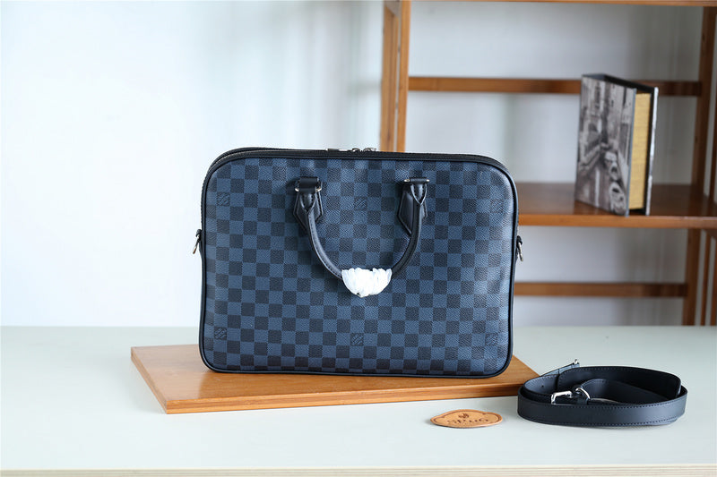 I W Fashion Lu-Vi bags - 9876