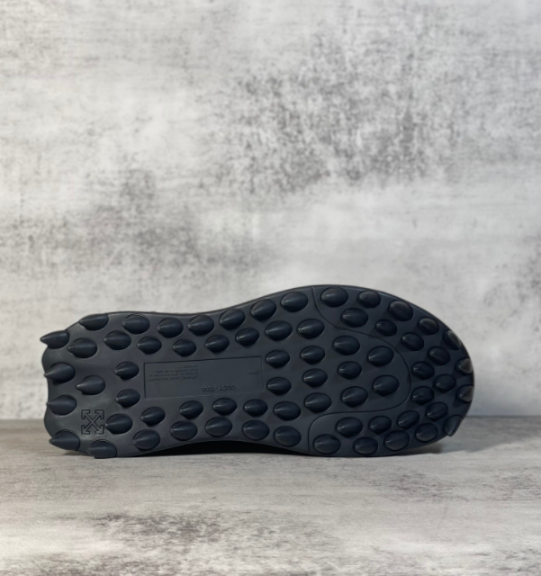 Chloe’s Picks - YZO Men Shoes - 012