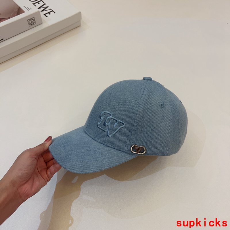 Louis Vuitton Luxury Cap
