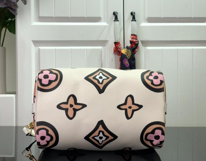 Chloe’s Picks - LOV Bags - 2209