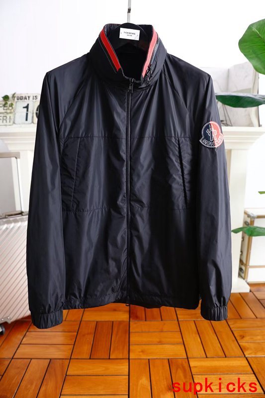 Moncler Luxury Cloth