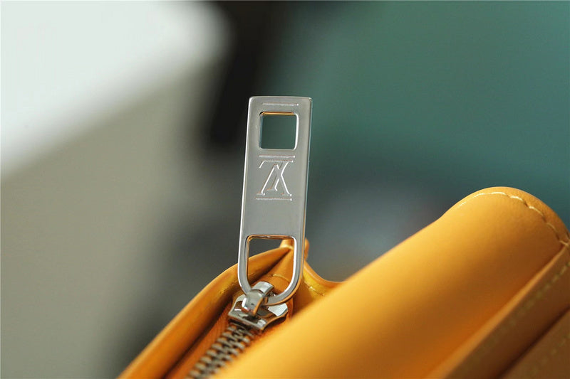 I W Fashion Lu-Vi bags - 10592