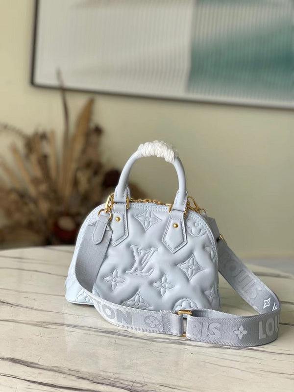 I W Fashion Lu-Vi Bags - 16617