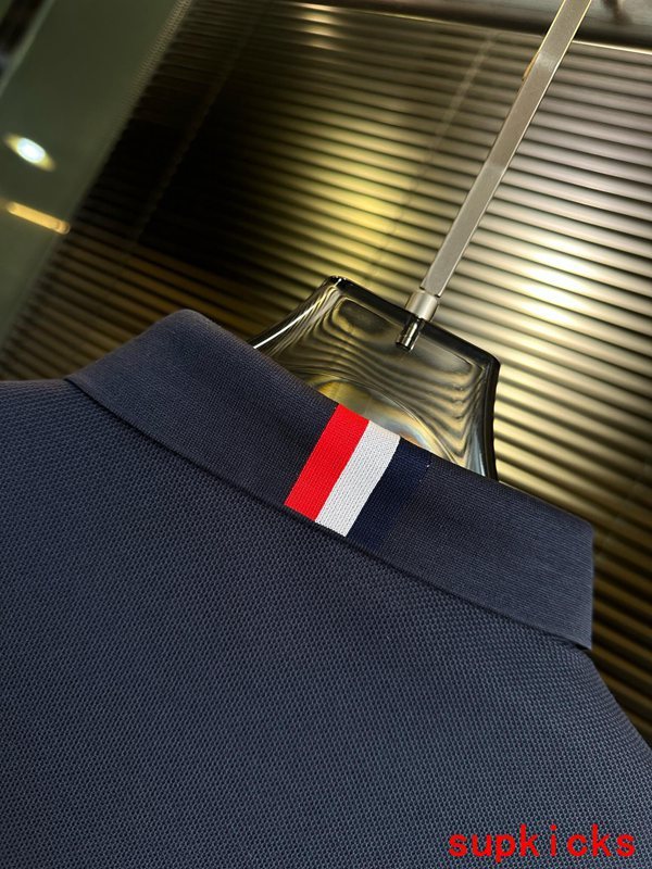 Moncler Luxury Cloth