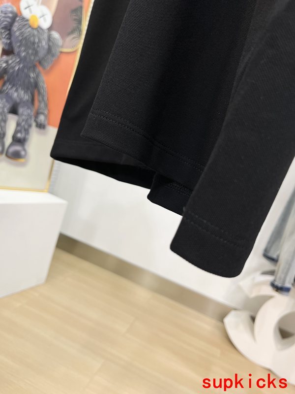 Moncler Luxury Cloth