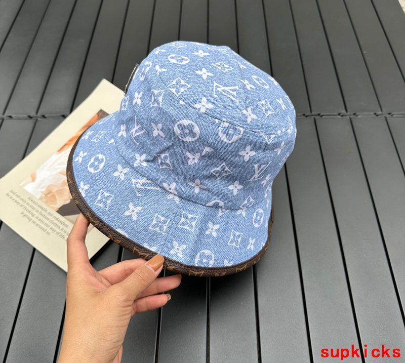 Louis Vuitton Luxury Cap