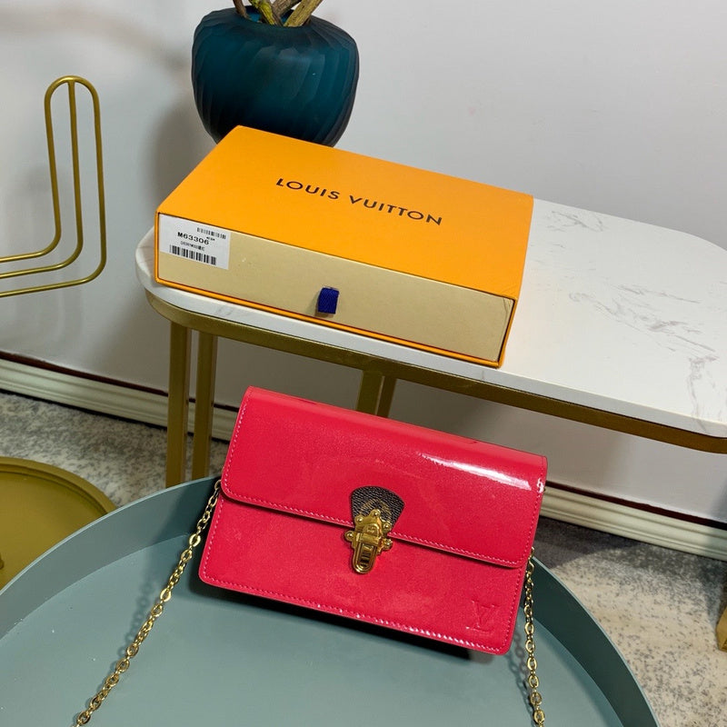 I W Fashion Lu-Vi bags - 9141