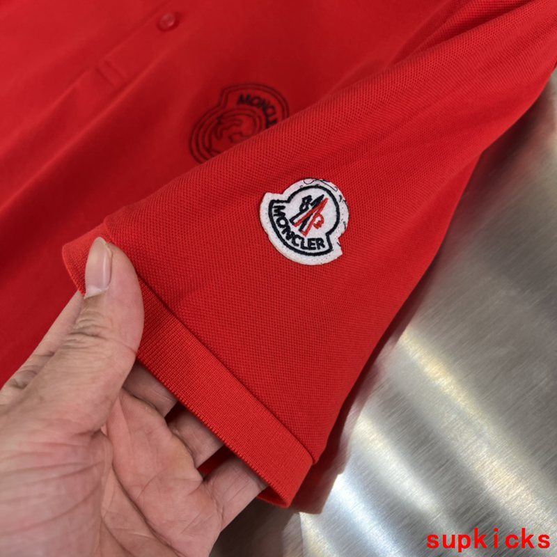 Moncler Luxury Cloth