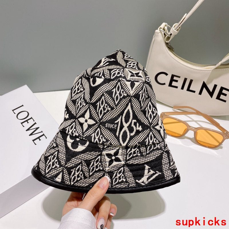 Louis Vuitton Luxury Cap