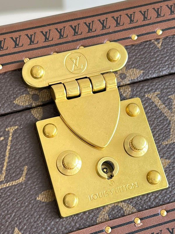 I W Fashion Lu-Vi Bags - 16834