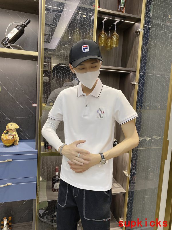 Moncler Luxury Cloth