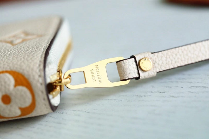 I W Fashion Lu-Vi bags - 8941