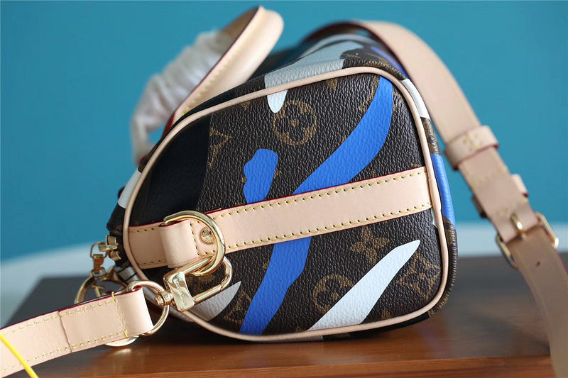I W Fashion Lu-Vi bags - 8154