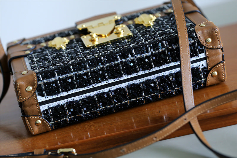 I W Fashion Lu-Vi bags - 8225