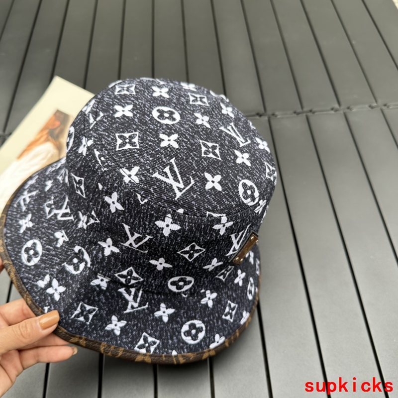 Louis Vuitton Luxury Cap