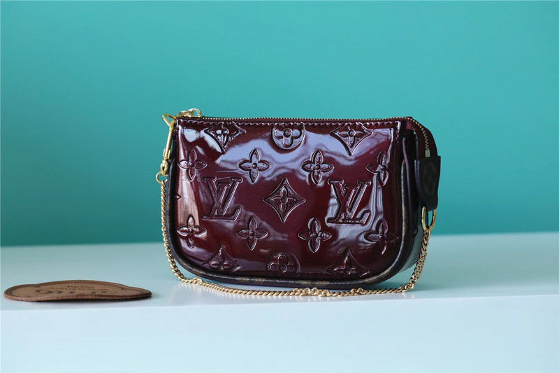 I W Fashion Lu-Vi bags - 8841