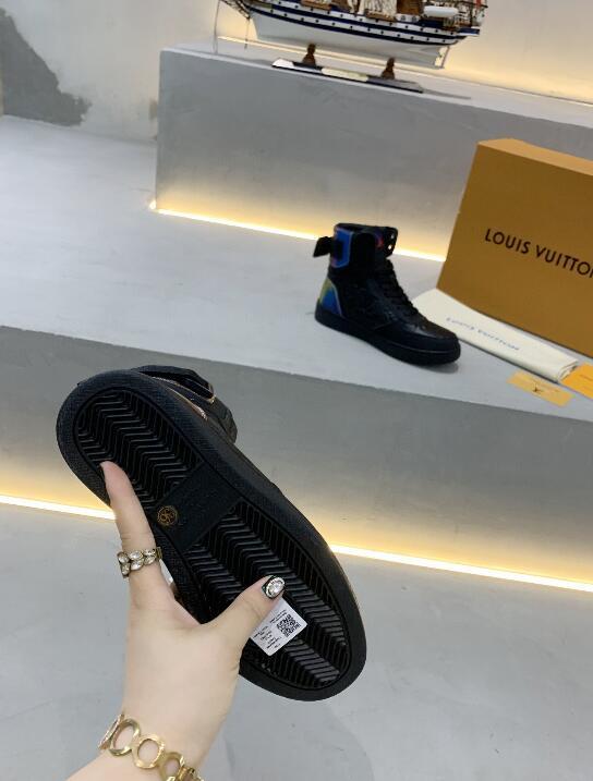 Chloe’s Picks - LOV Men Shoes - 1859