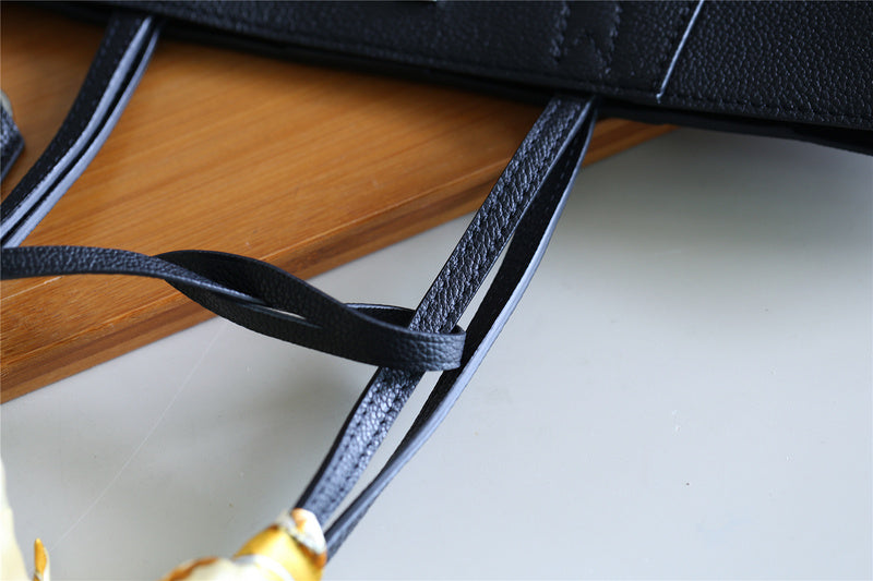 I W Fashion Lu-Vi bags - 8248