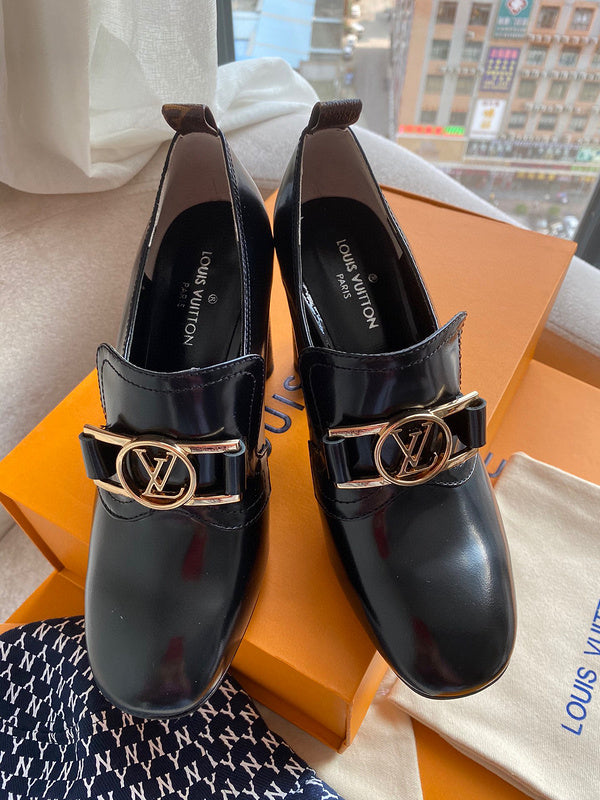 Louis Vuittion Luxury Shoes