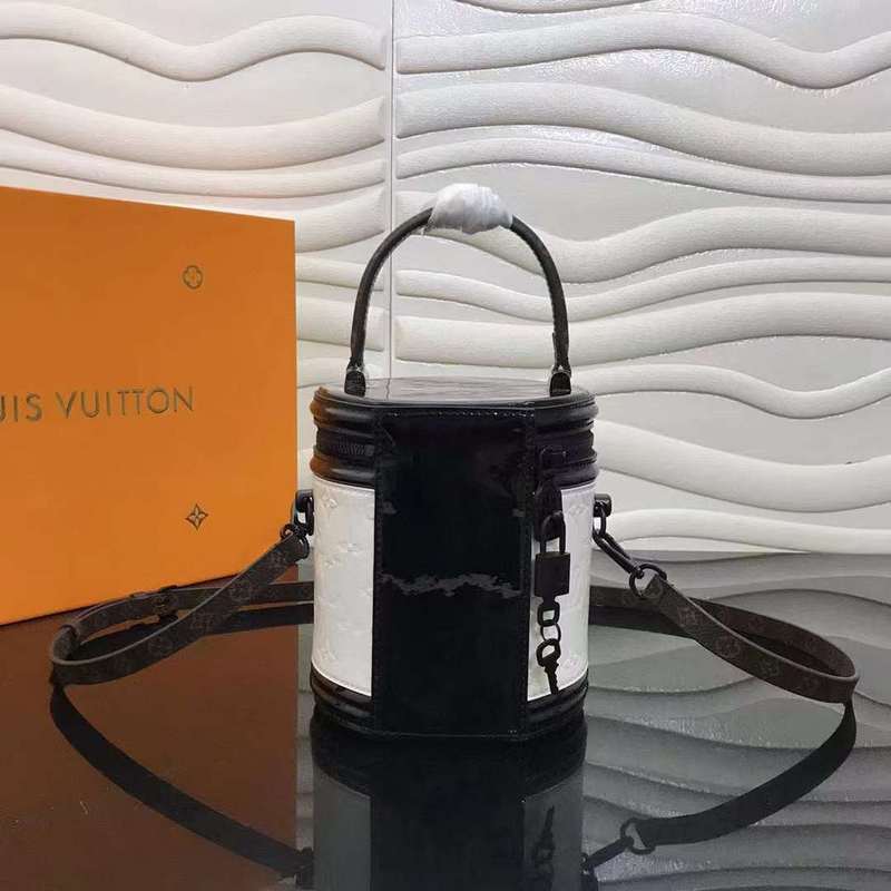LOV2 Bags - Luxurious Bags  649