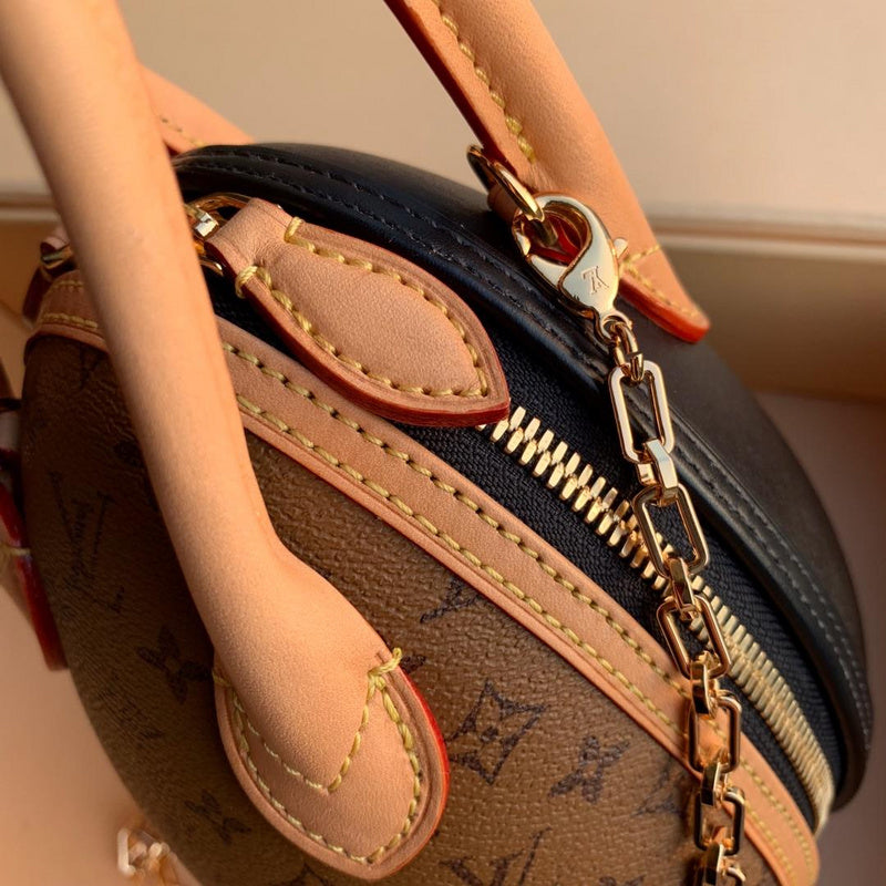 I W Fashion Lu-Vi bags - 17850