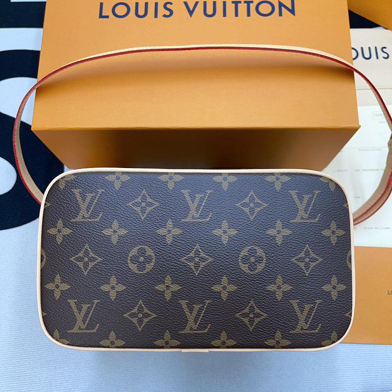 I W Fashion Lu-Vi bags - 8004