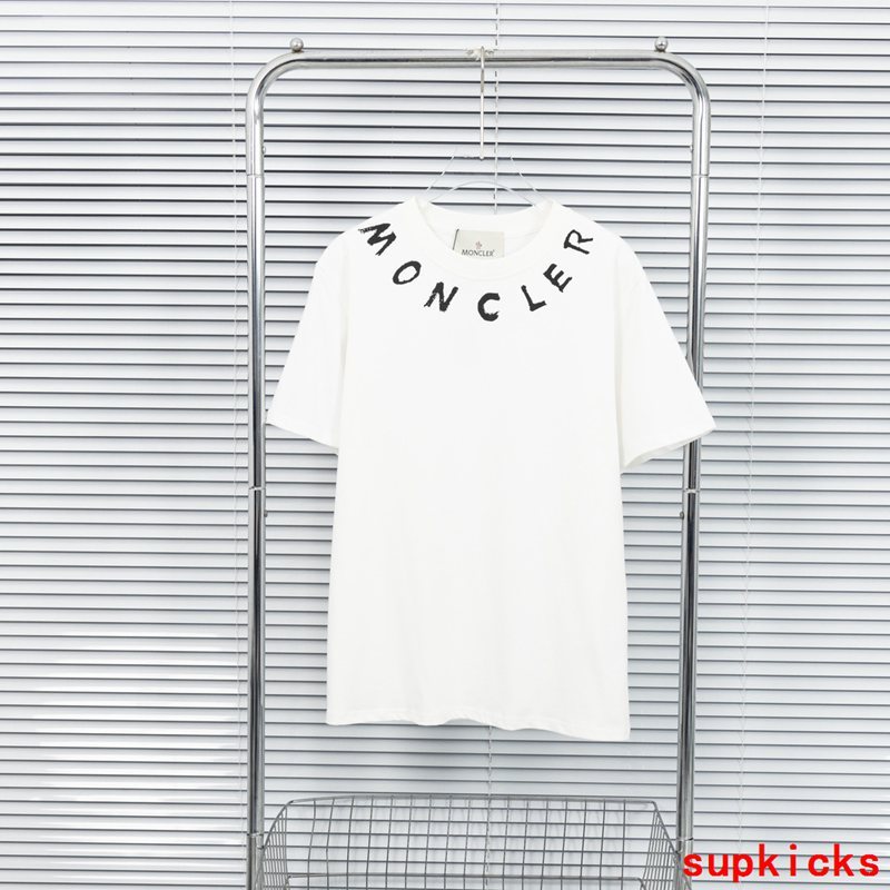 Moncler Luxury Cloth
