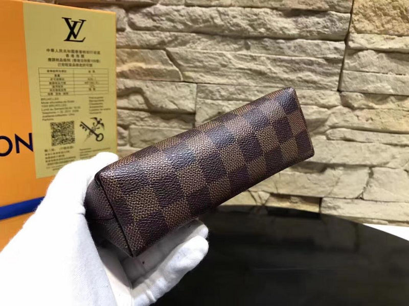 I W Fashion Lu-Vi bags - 17880