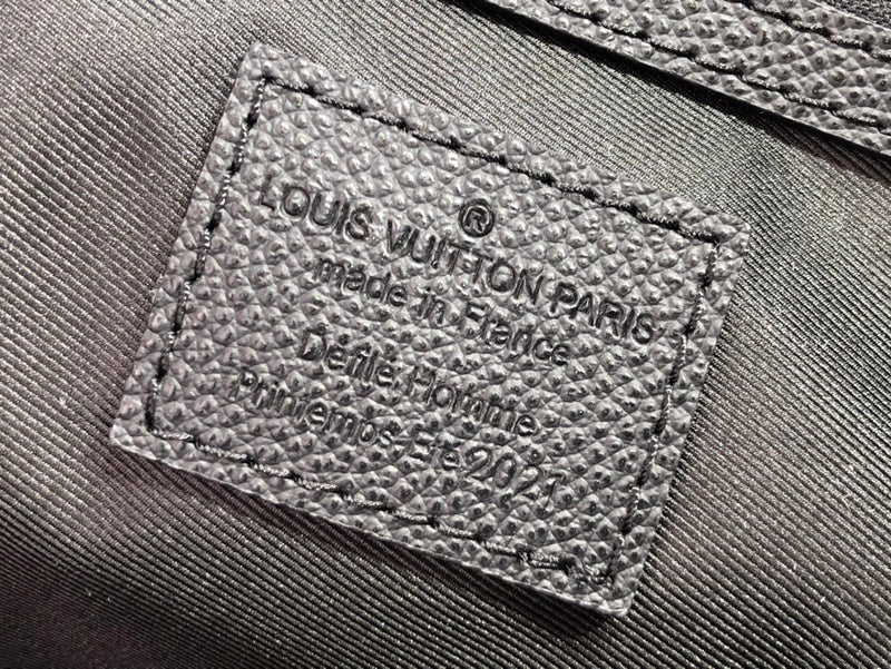 I W Fashion Lu-Vi bags - 17364