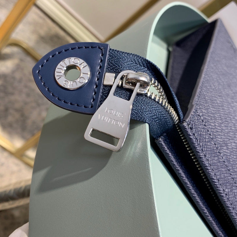I W Fashion Lu-Vi bags - 10919