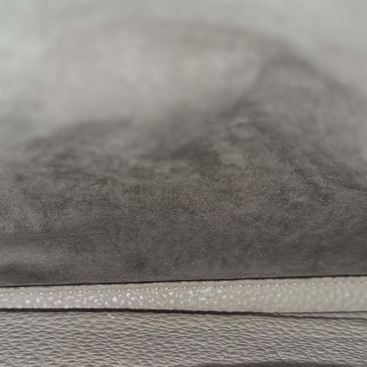 Peekaboo Fit Mini Taupe