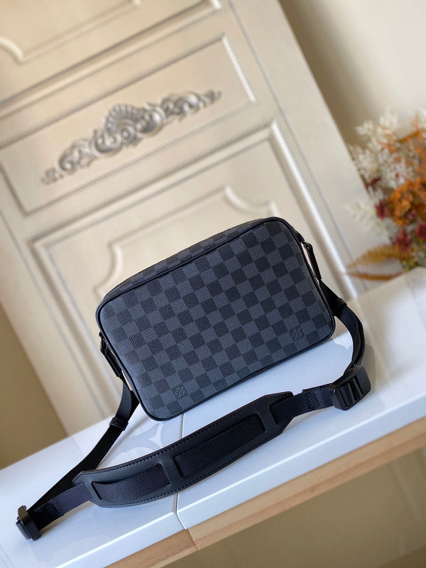 I W Fashion Lu-Vi Bags - 16819