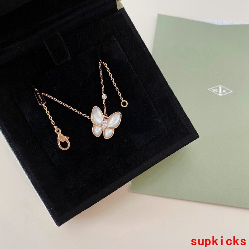 Van Cleef & Arples Jewelry
