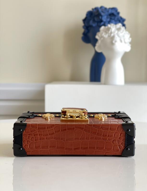Chloe’s Picks - LOV Bags - 2154