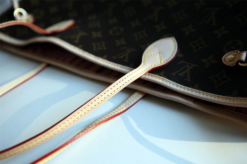 I W Fashion Lu-Vi bags - 8105