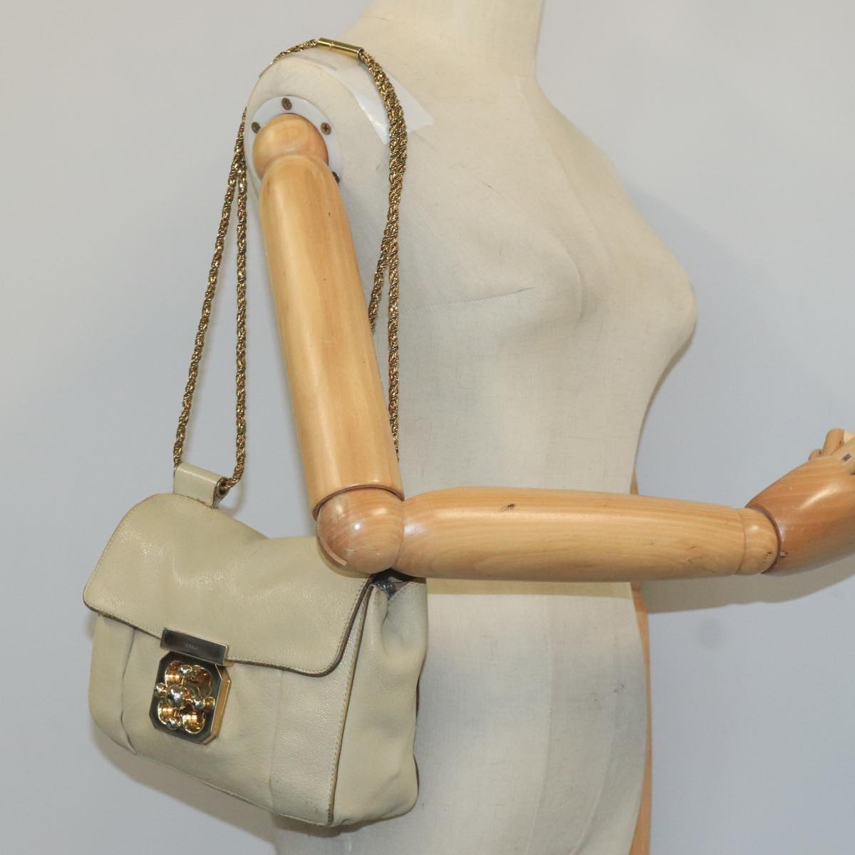 Chloe Chain Elsie Shoulder Bag Leather Beige Gold fm4208