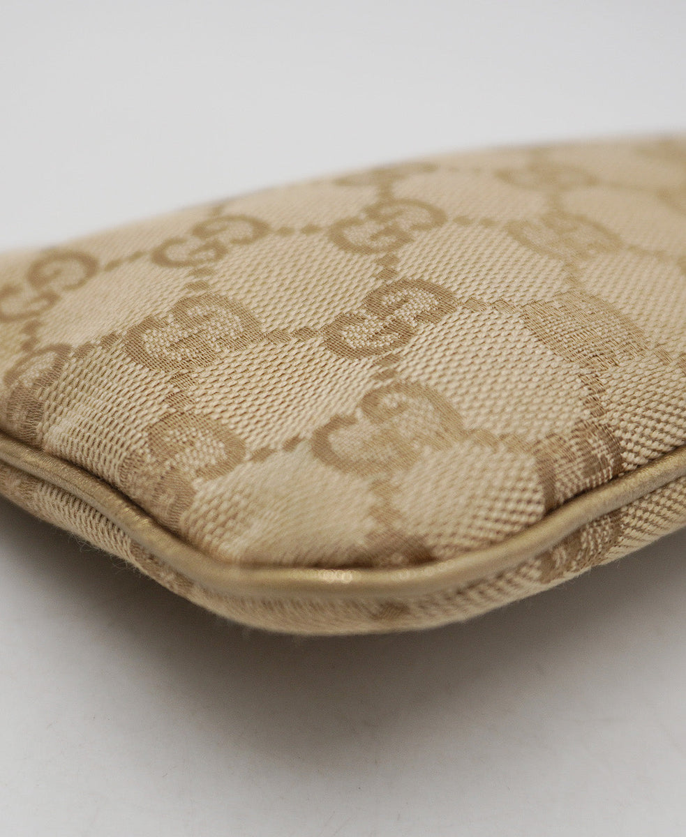 GG Canvas Jolicoeur Wristlet Brown