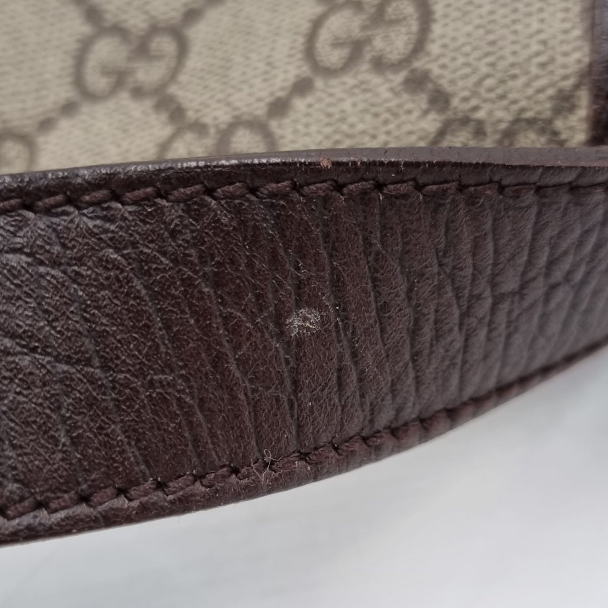 GG Supreme Web Messenger Bag Beige