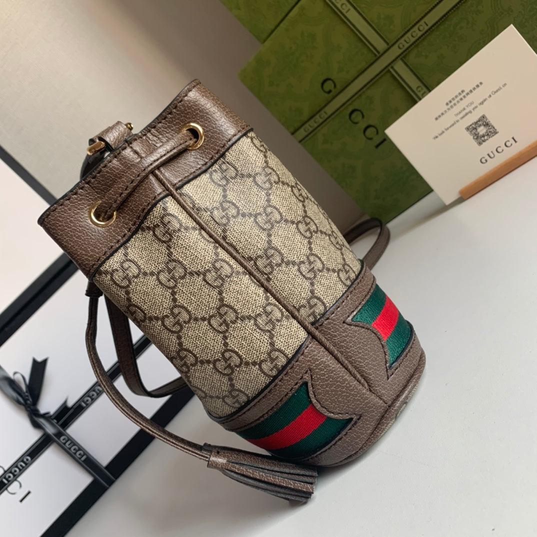 Elite Carryalls