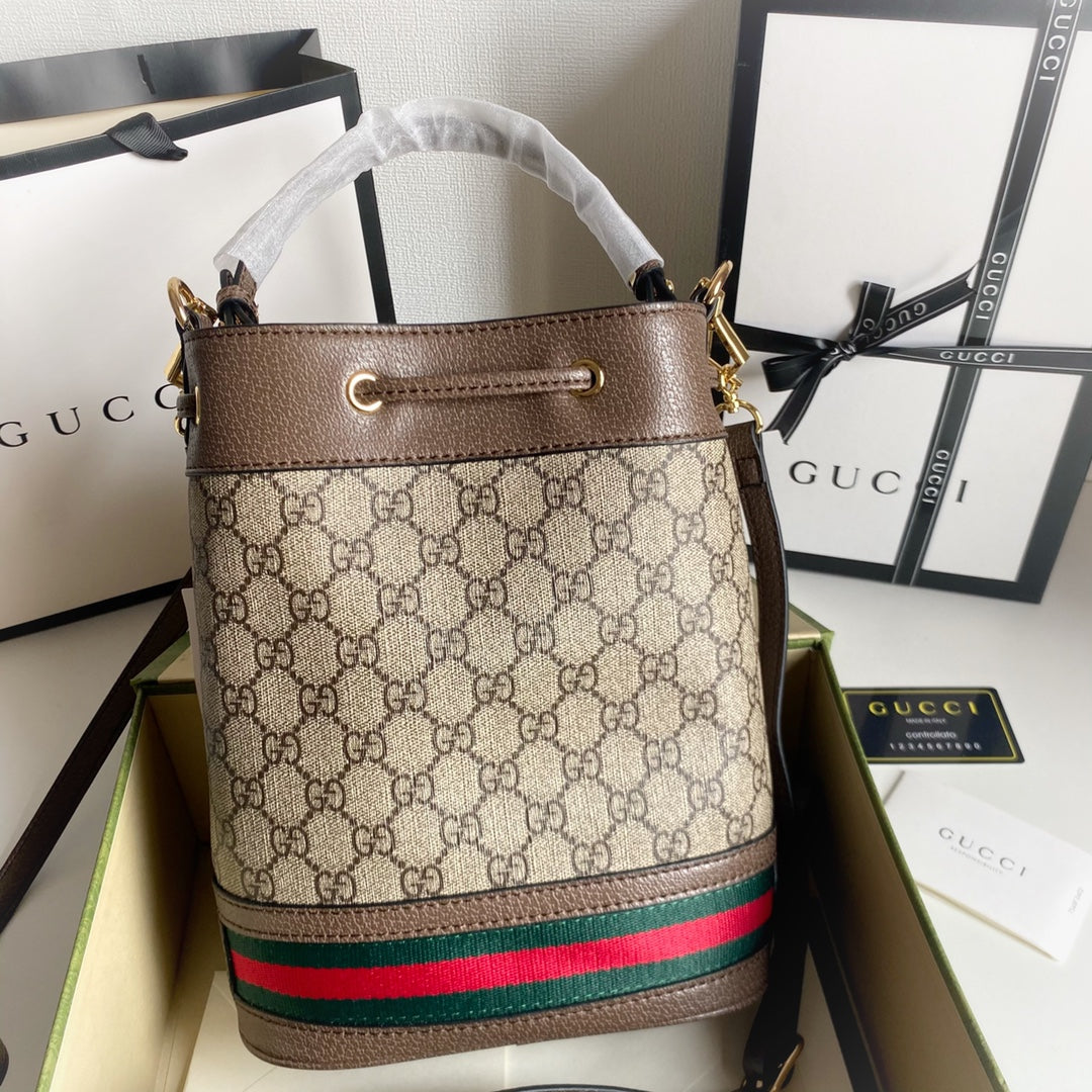 Elite Carryalls