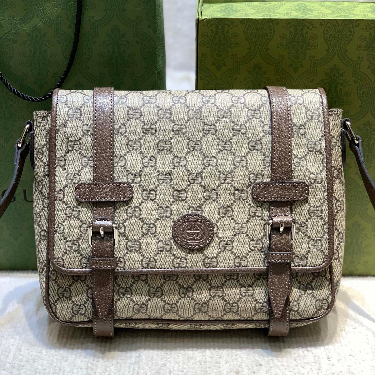 Elite Carryalls