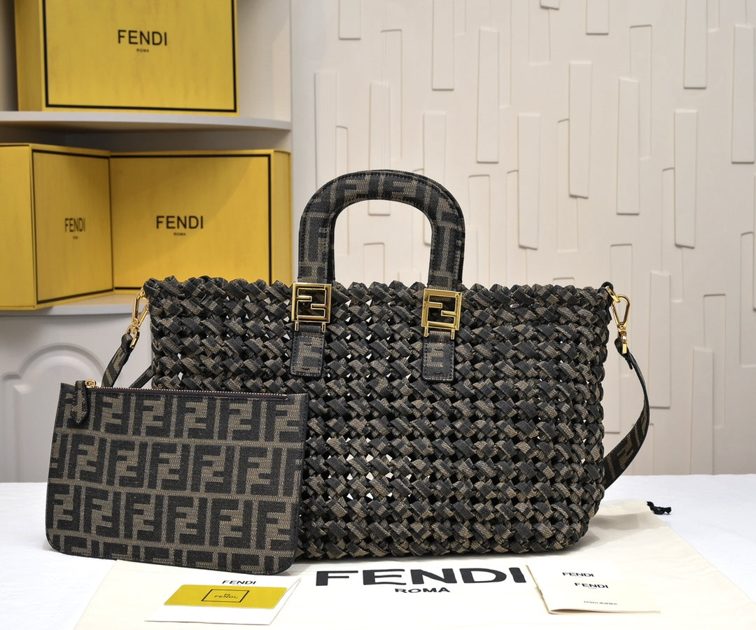 Elite Carryalls