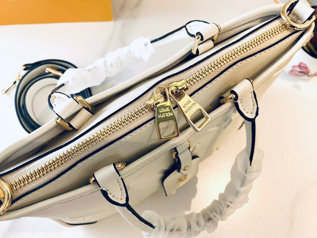Elite Carryalls