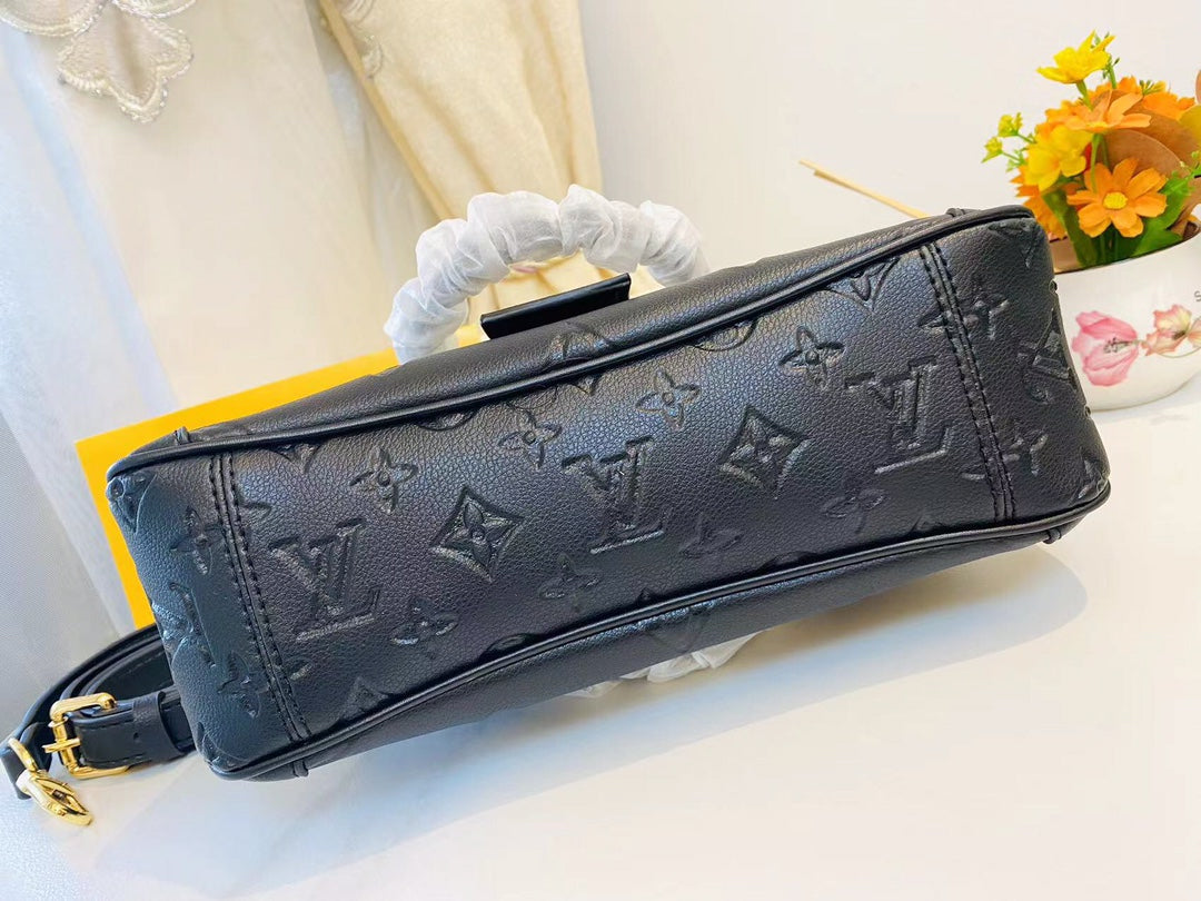 Elite Carryalls