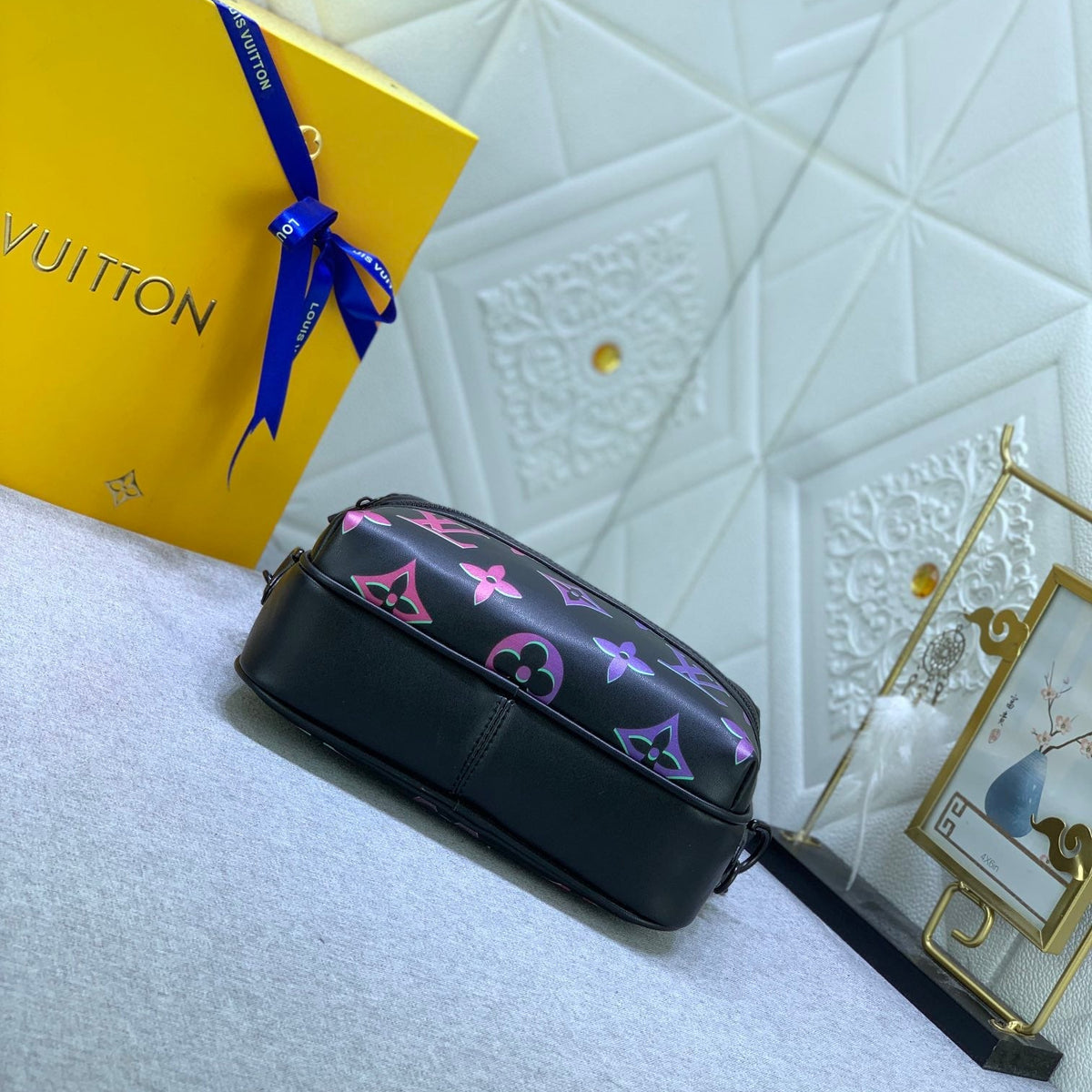 Elite Carryalls